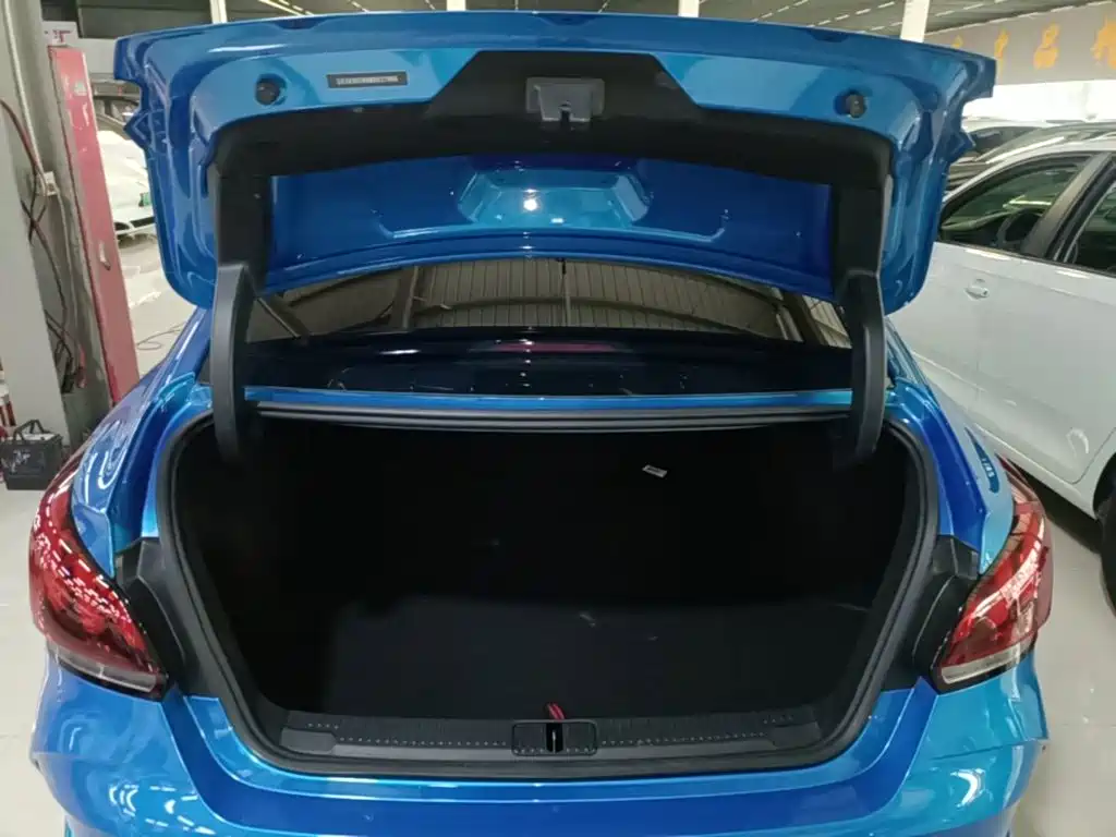 MG MG5 — миниатюра 19