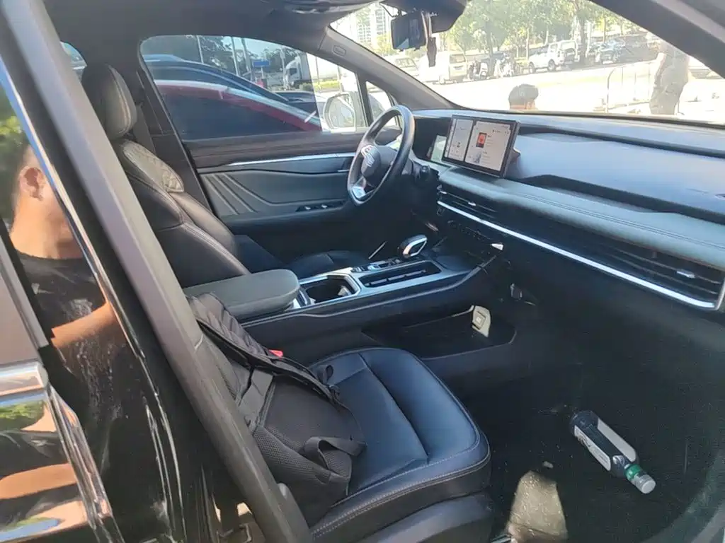 Geely Haoyue L — миниатюра 25