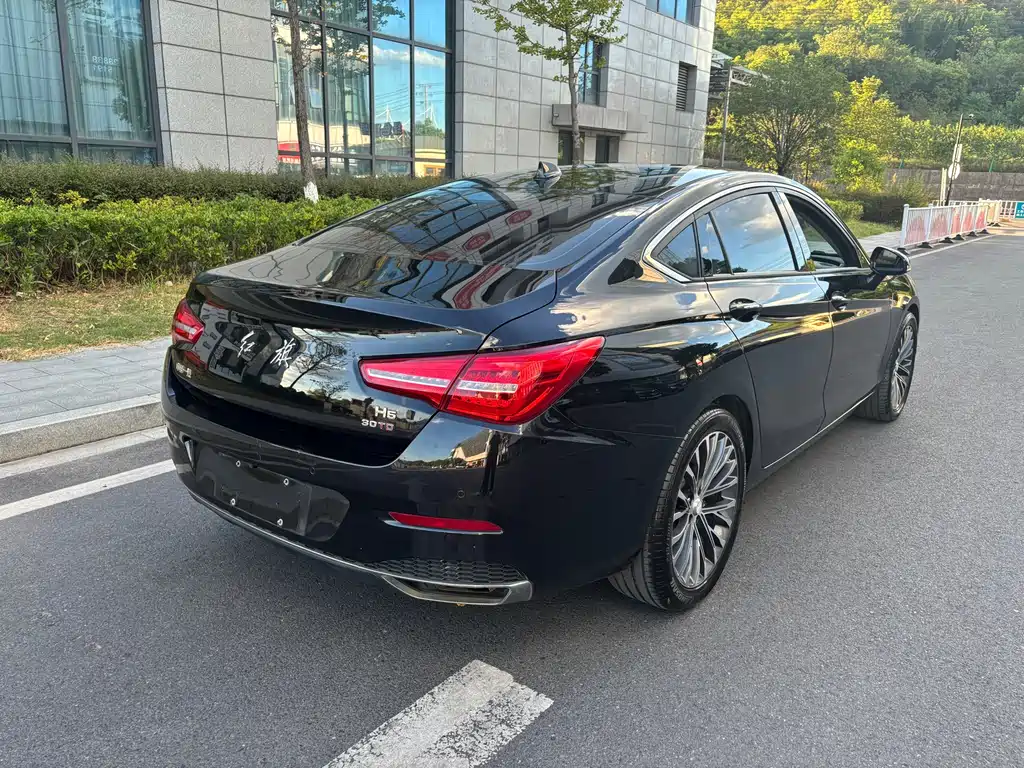 Hongqi HONGQI H5