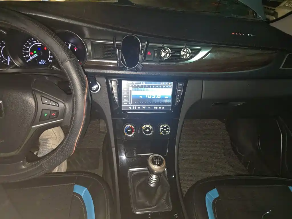Zotye Zotye Z500 — миниатюра 14
