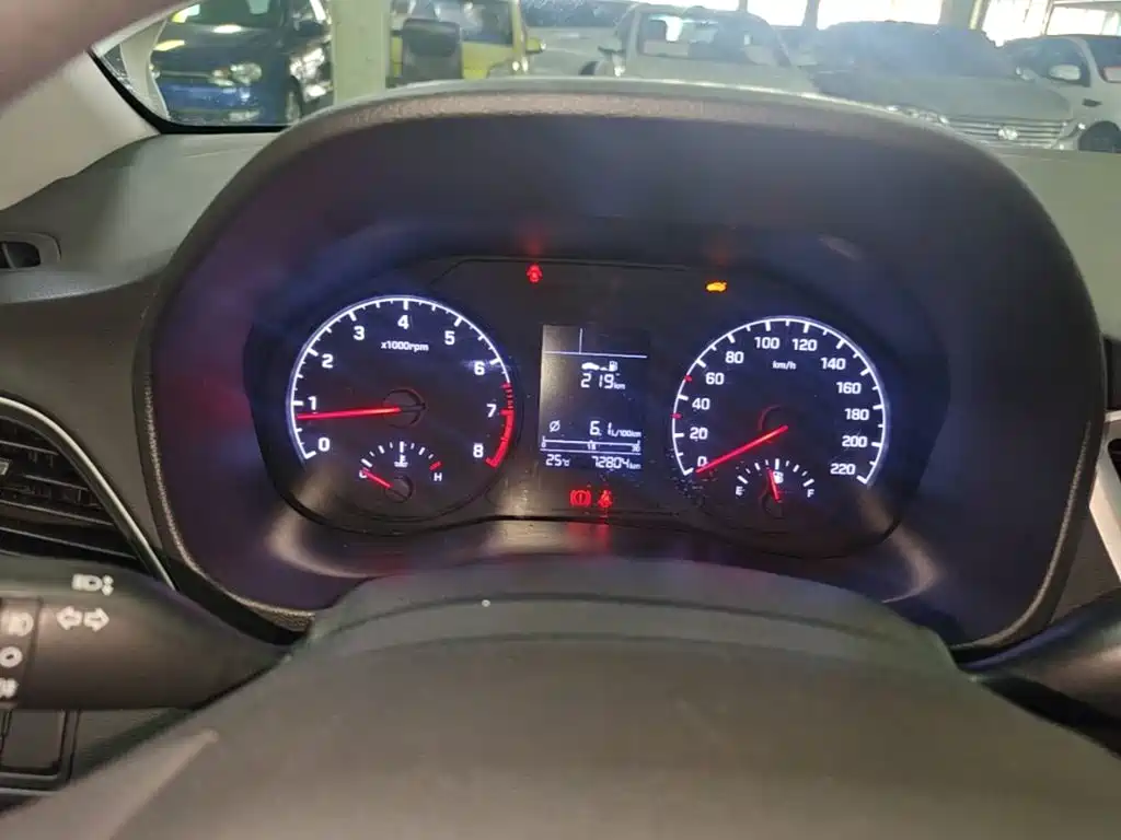 Hyundai Verna — миниатюра 12