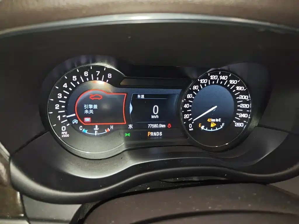 Lincoln MKC — миниатюра 7