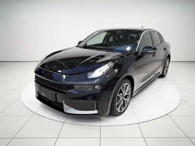 2021 Lynk & Co 03
