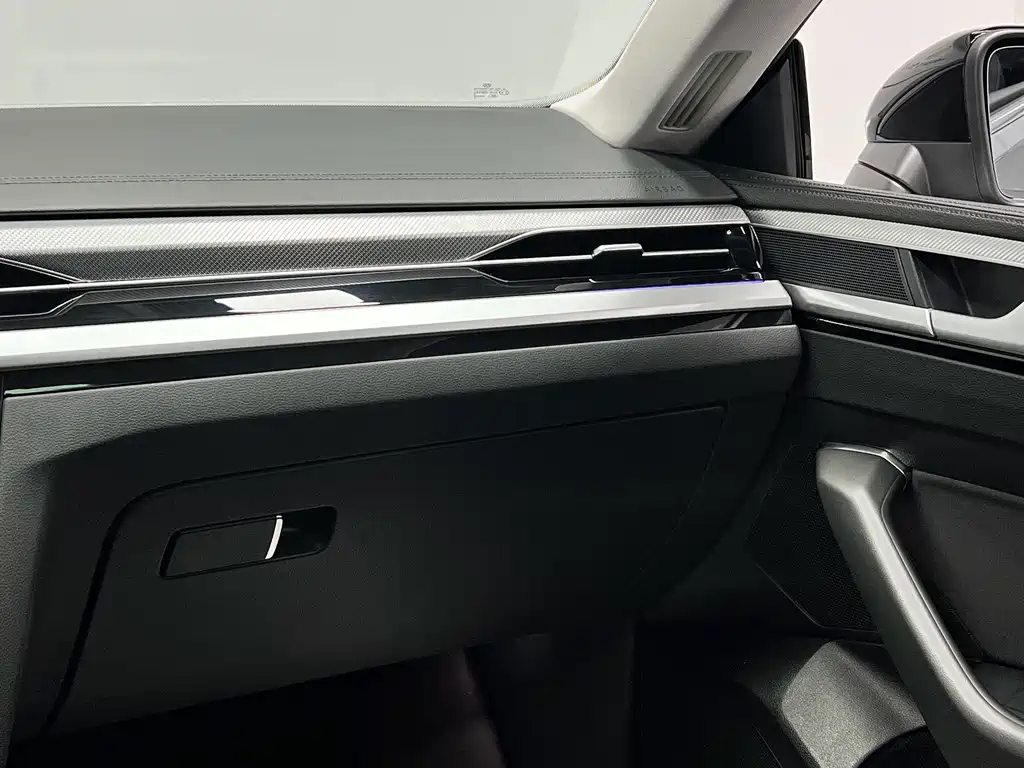 Volkswagen CC — миниатюра 22
