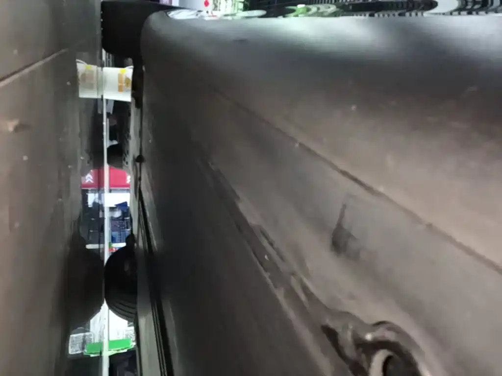 Tesla Model Y — миниатюра 22