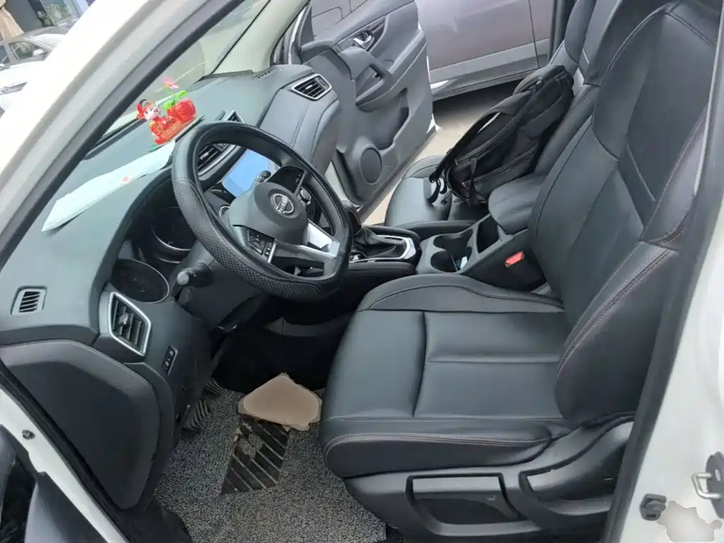 Nissan Qashqai — миниатюра 15