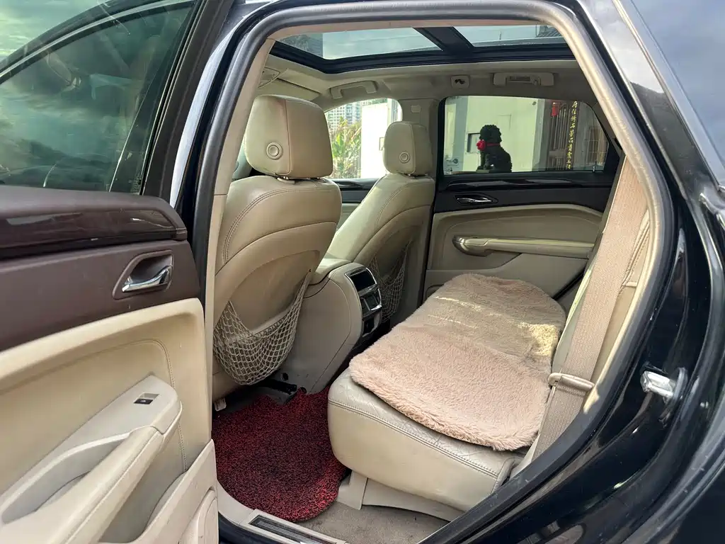 Cadillac SRX 2011 3.0L Luxury