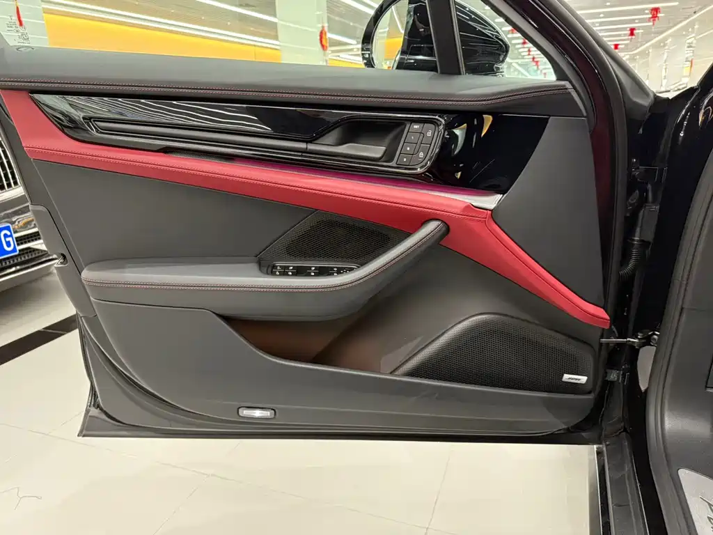 Porsche Panamera — миниатюра 8