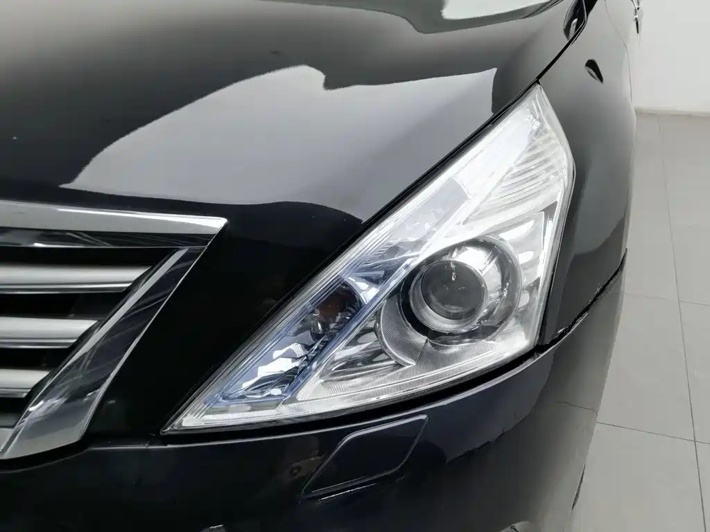Nissan Teana — миниатюра 7