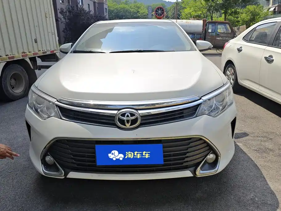 Toyota Camry — миниатюра 2