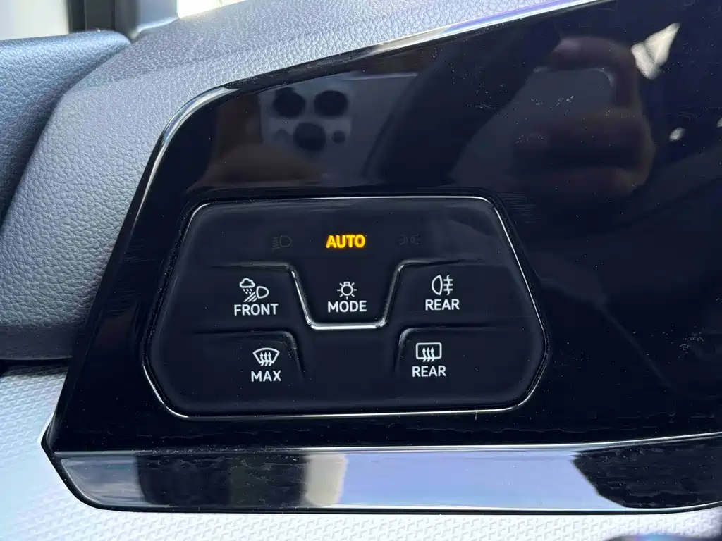 Volkswagen Golf — миниатюра 11