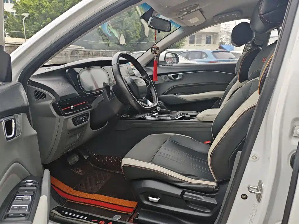 BAOJUN RC 6