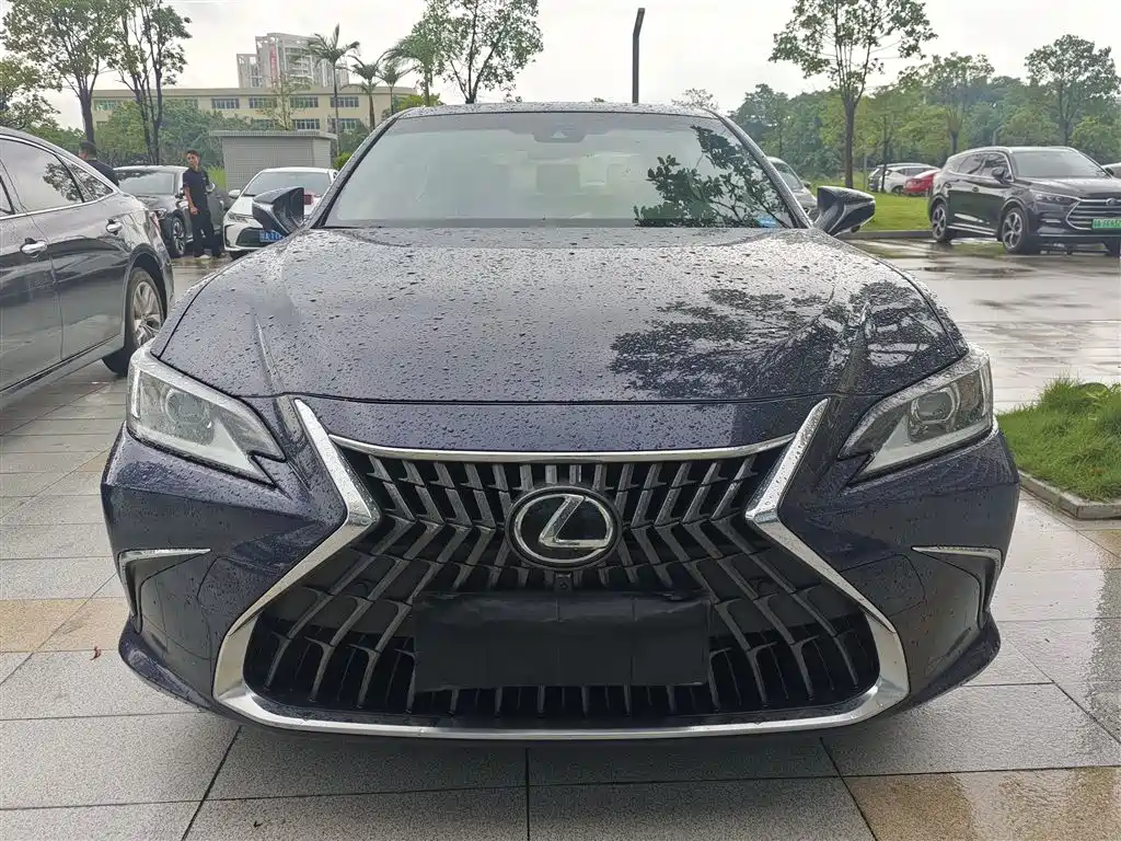 Lexus ES — миниатюра 3