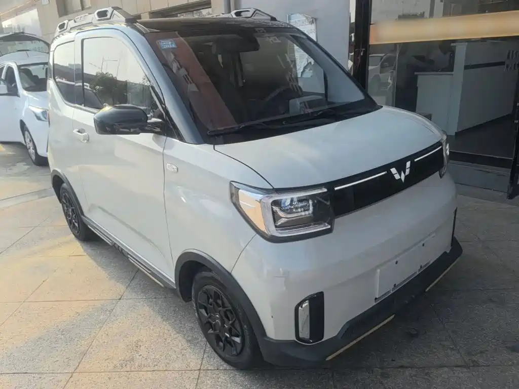 Wuling MINIEV — миниатюра 4
