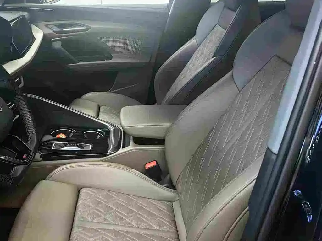 Audi Q5L — миниатюра 6