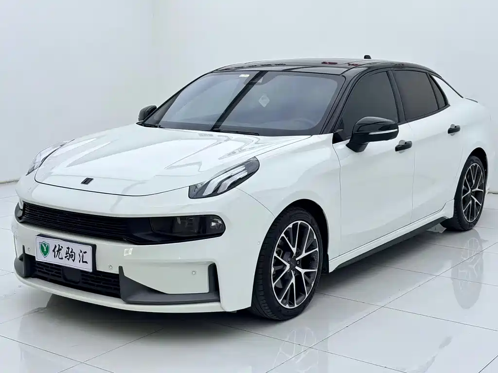 Lynk & Co 03 2021