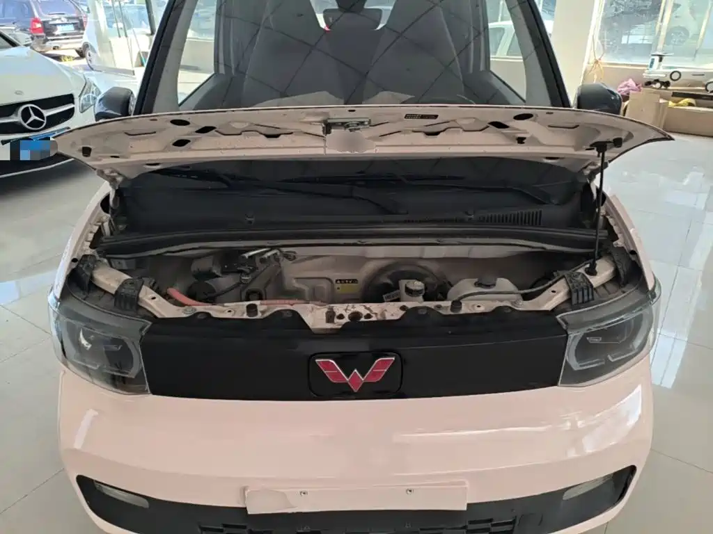 Wuling MINIEV — миниатюра 20