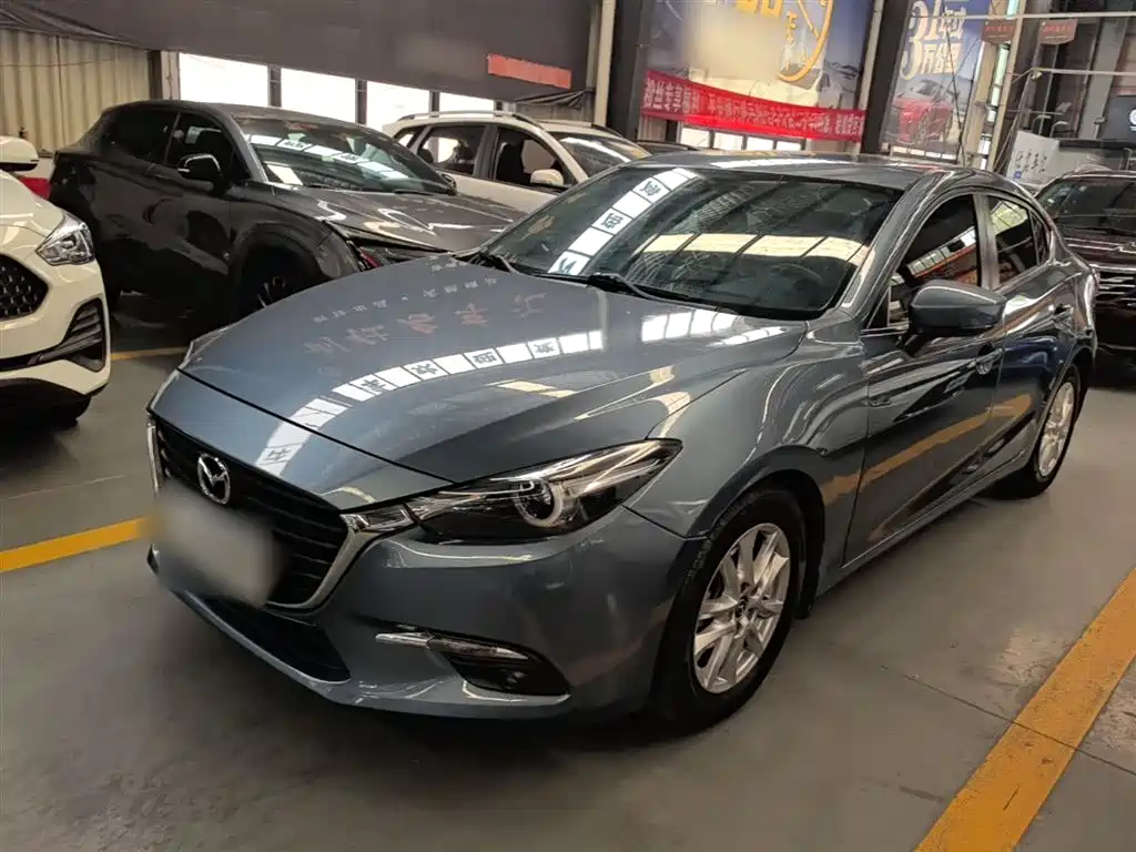 Mazda 3 Axela 2018