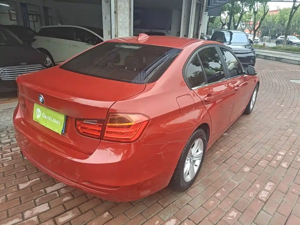 BMW 3 Series — миниатюра 7