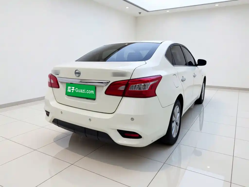 Nissan Sylphy — миниатюра 6