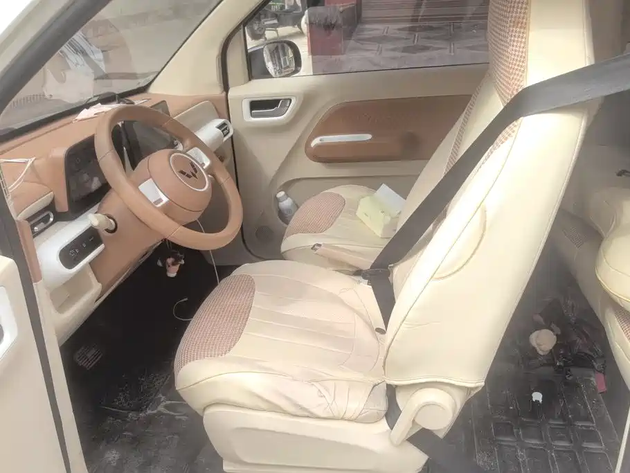Wuling MINIEV — миниатюра 9