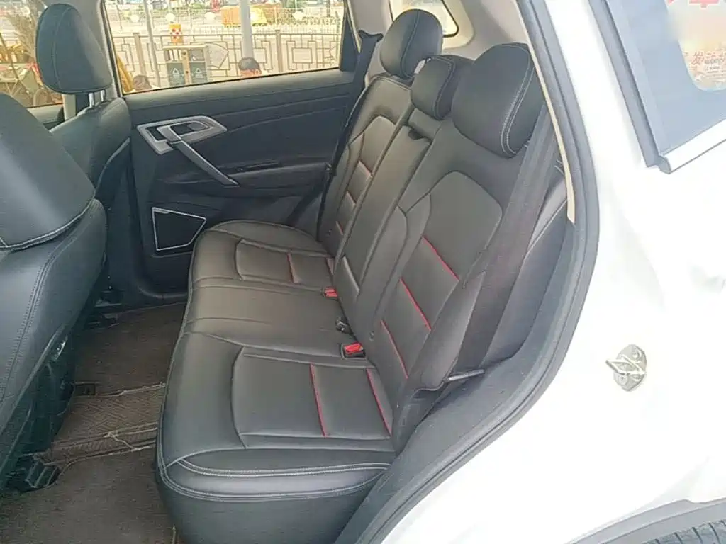 Geely Boyue — миниатюра 17