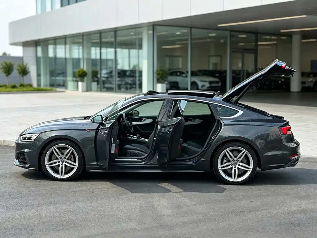 Audi A5 (Import) — миниатюра 3
