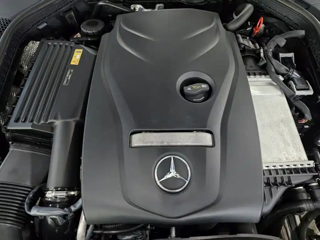 Mercedes-Benz C-Class — миниатюра 15