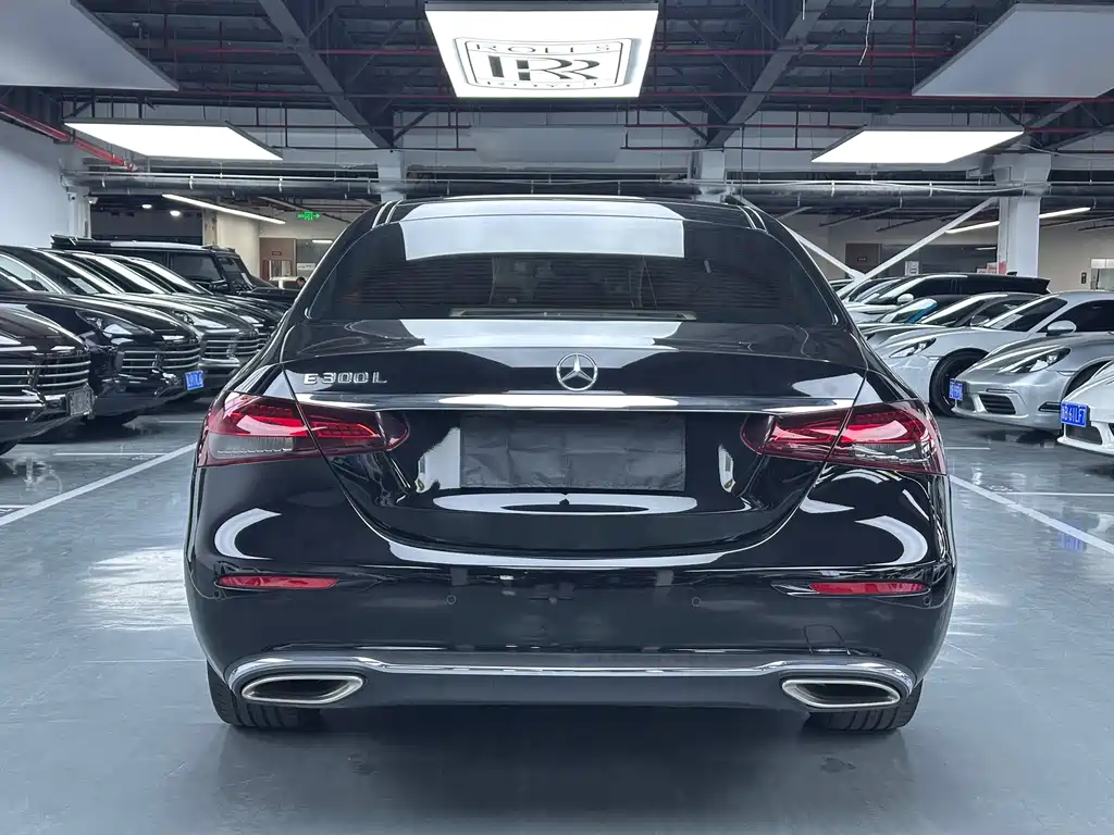 Mercedes-Benz E-Class — миниатюра 19