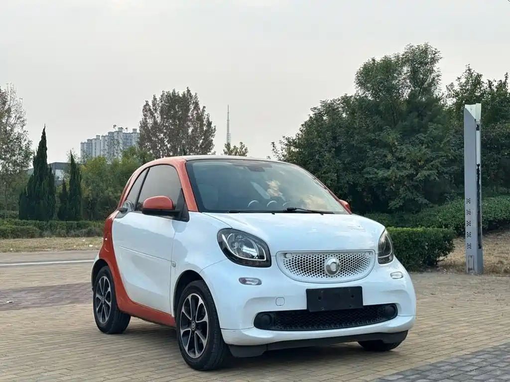 smart Smart Fortwo — миниатюра 3
