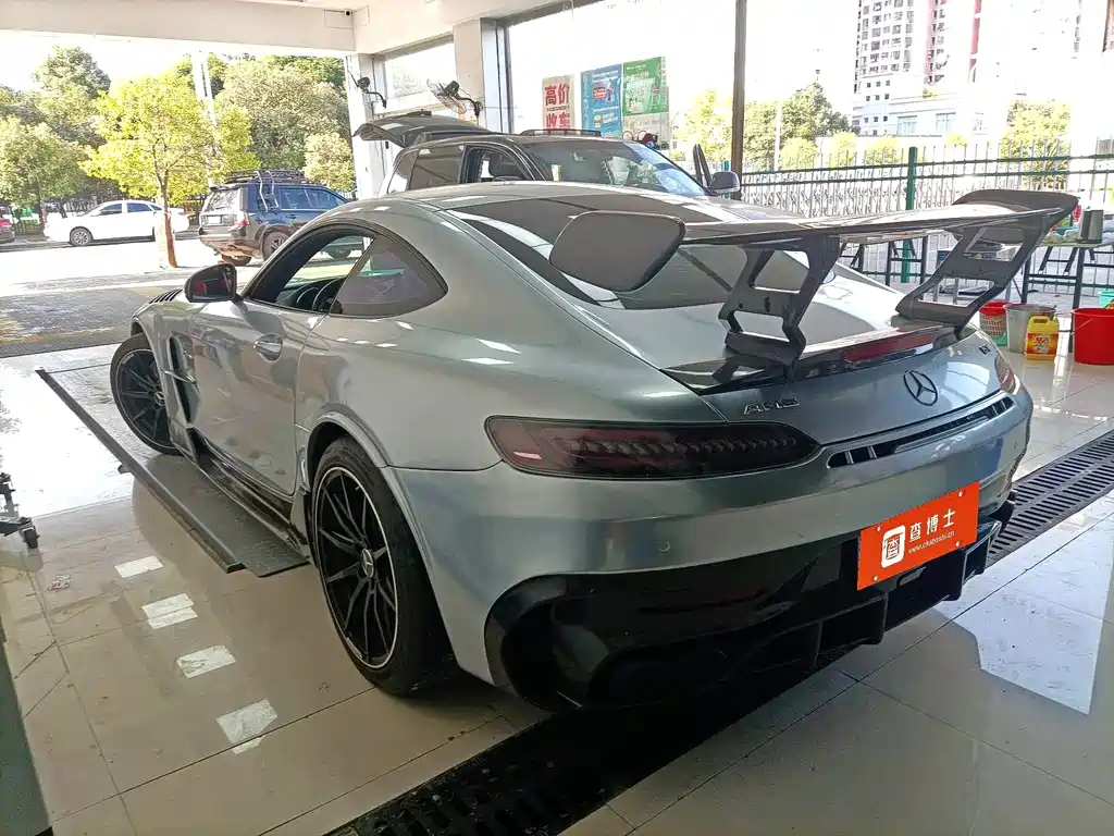 MERCEDES-BENZ AMG GT