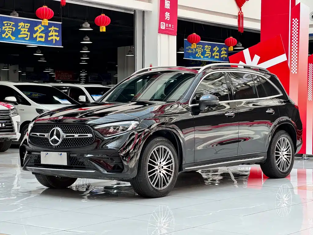 Mercedes-Benz GLC 2023