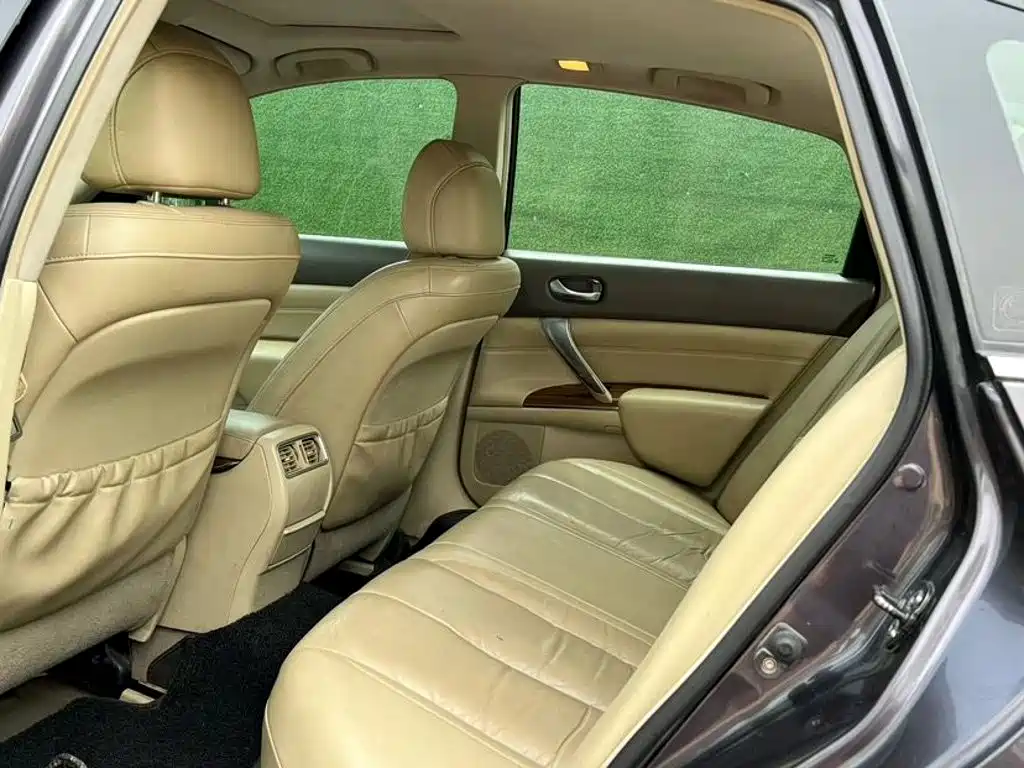 Nissan Teana — миниатюра 6