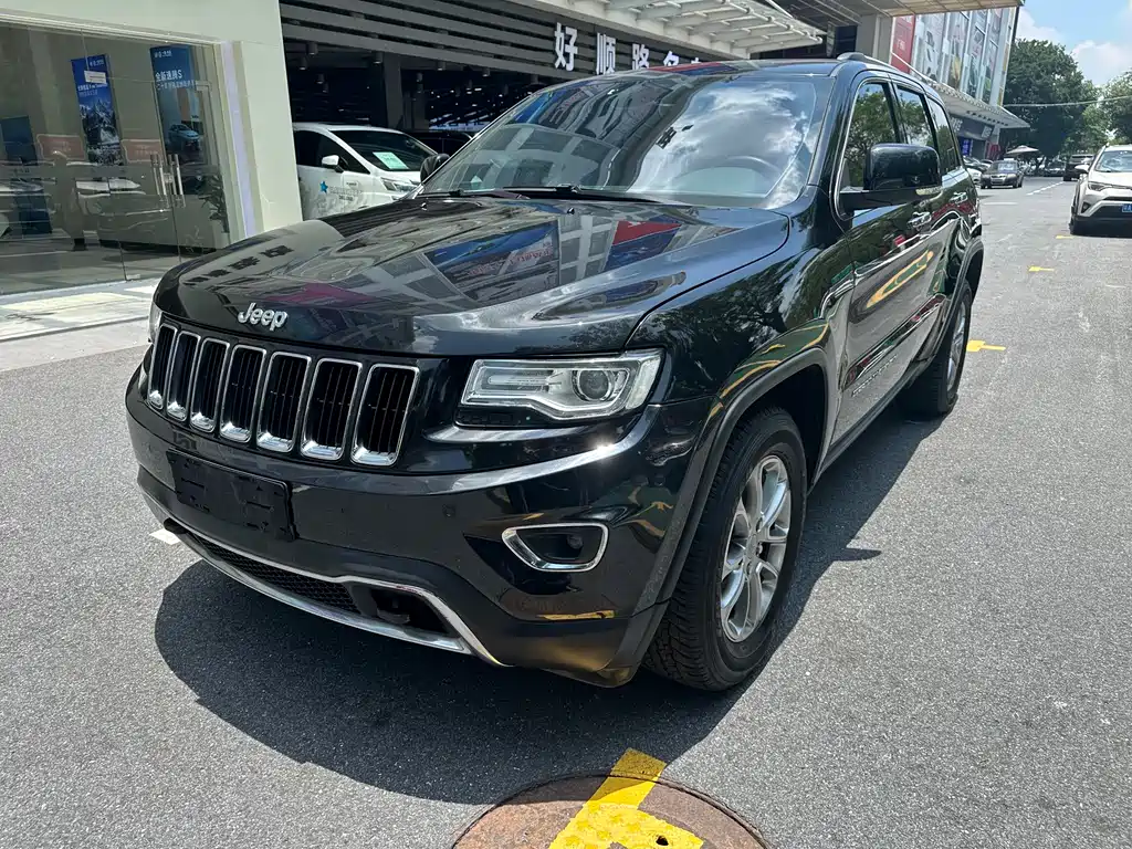 Купить Jeep Grand Cherokee (Import)
