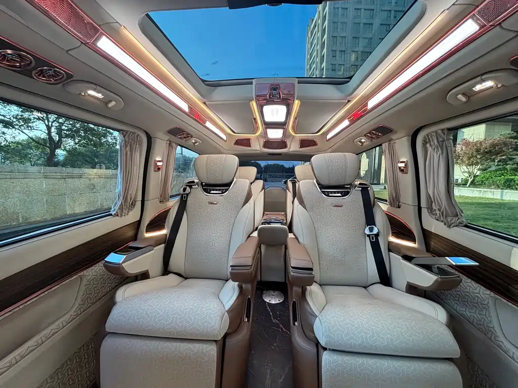 MERCEDES-BENZ V CLASS