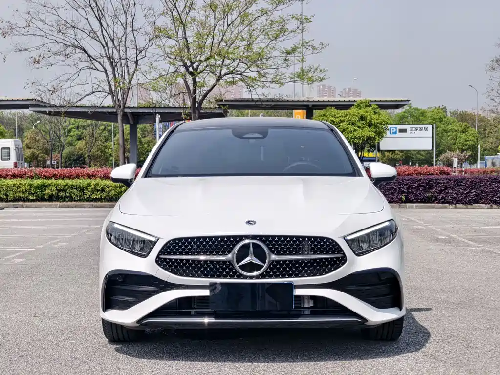 Mercedes-Benz A-Class A 2023 A 180 L