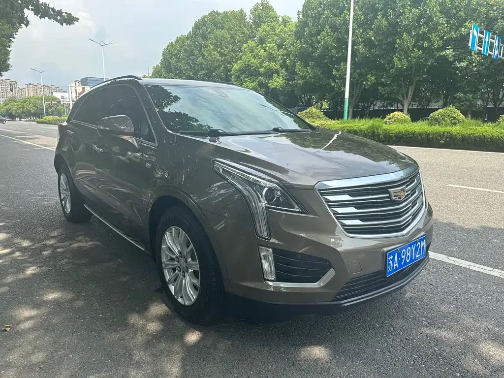 Cadillac XT5 — миниатюра 3