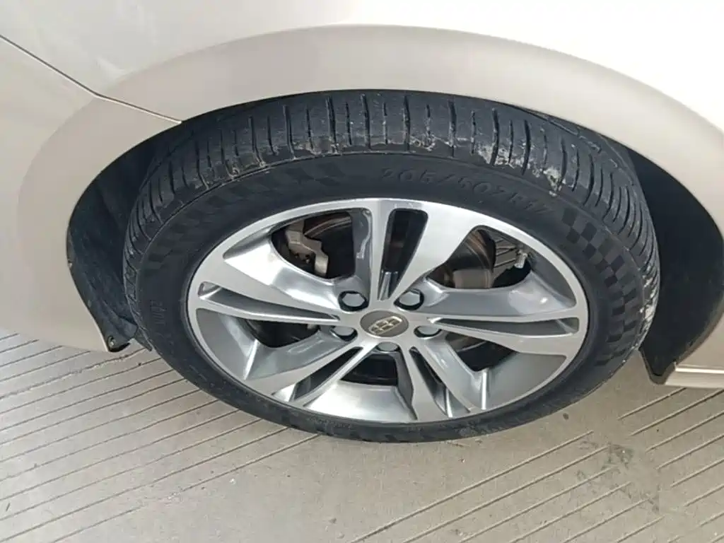 Geely Binrui — миниатюра 23