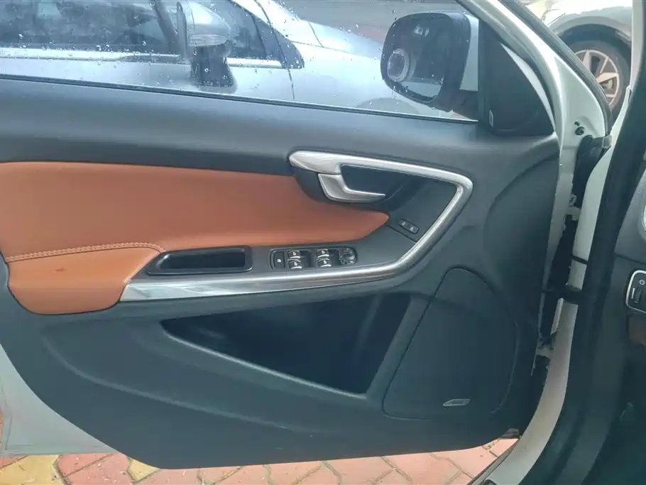 Volvo S60 2018 S60L T3