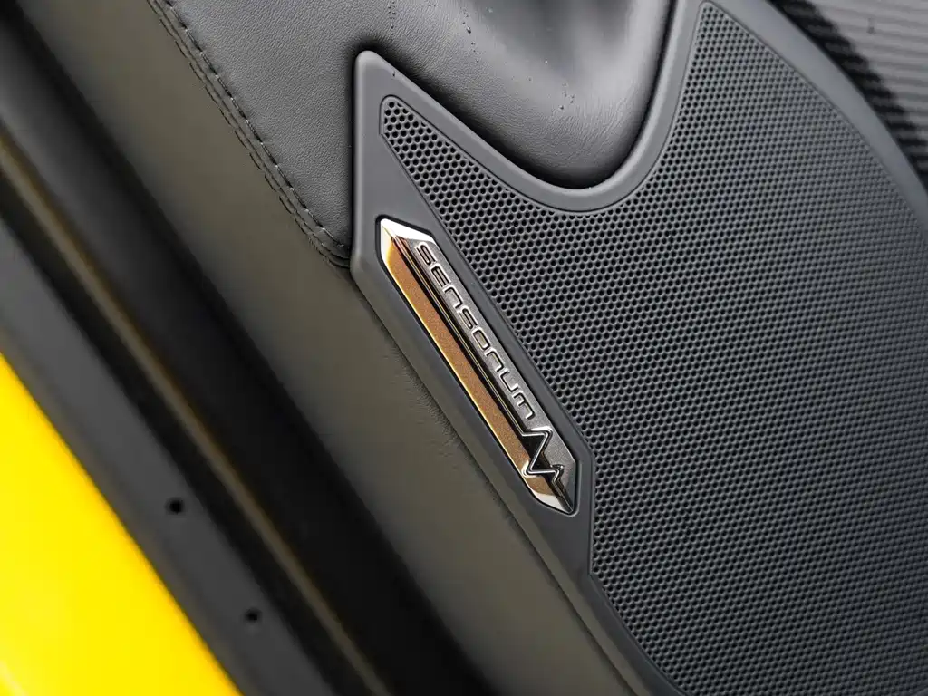 Lamborghini Aventador — миниатюра 19