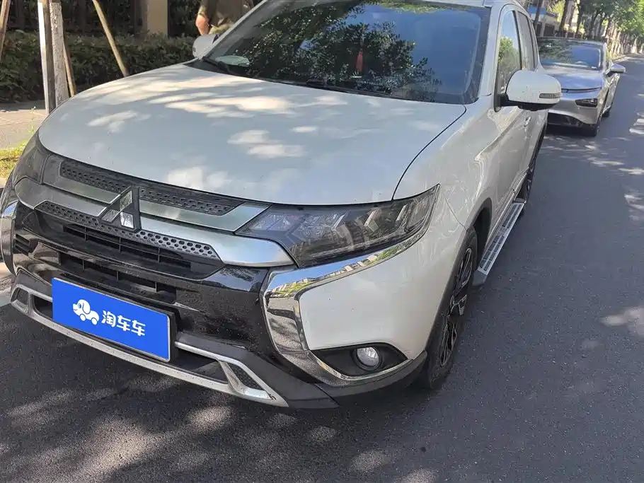 Mitsubishi Outlander 2019