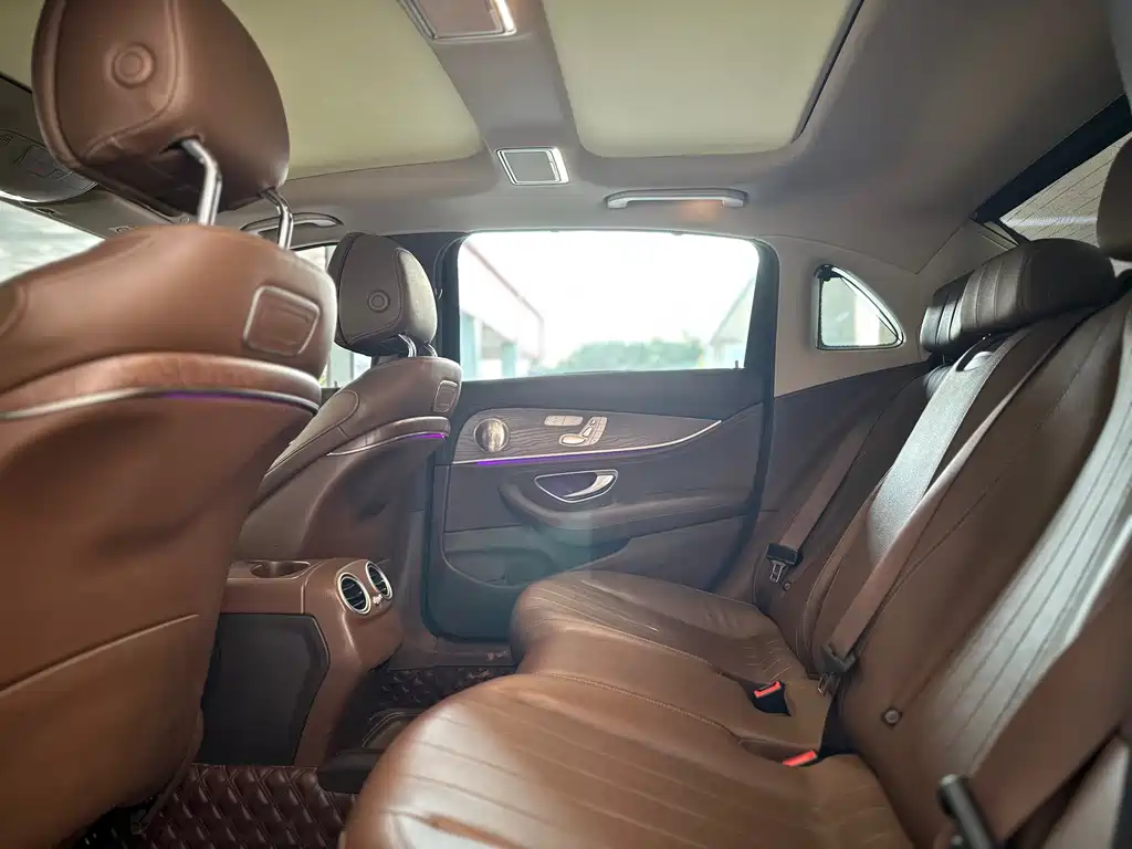 MERCEDES-BENZ E CLASS