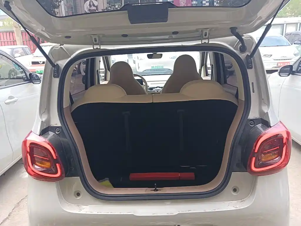 Wuling MINIEV — миниатюра 19