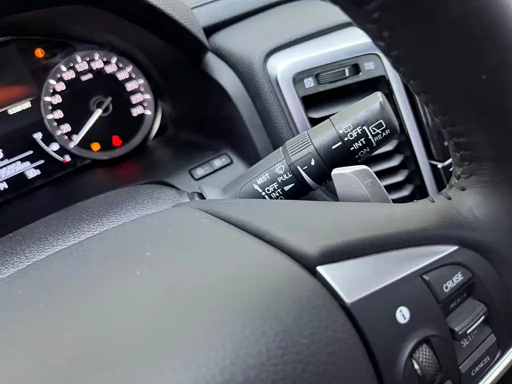 Honda UR-V — миниатюра 4