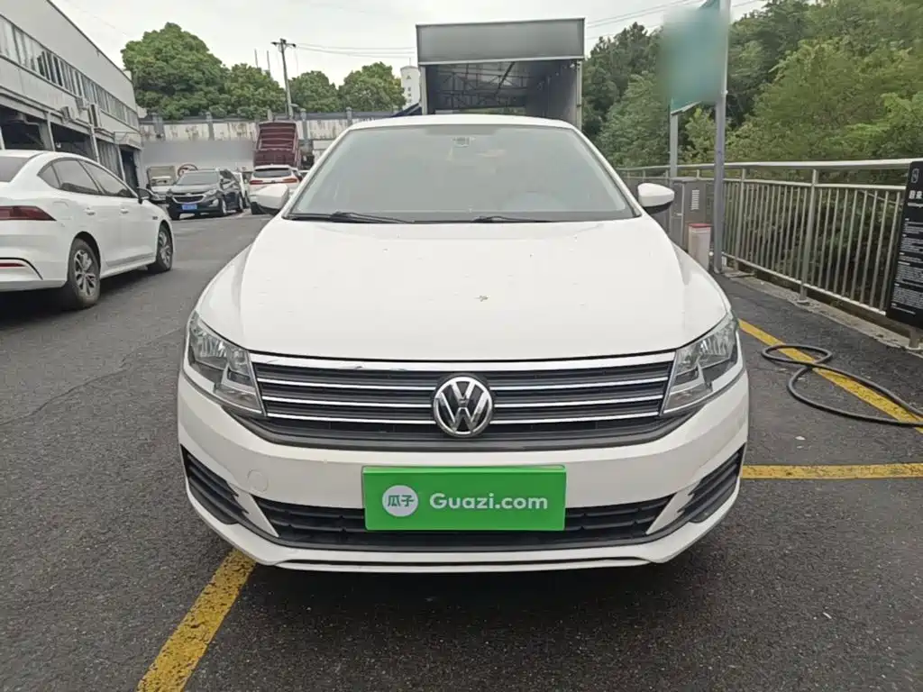 Volkswagen Lavida — миниатюра 3