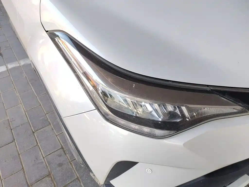 Toyota C-HR — миниатюра 7