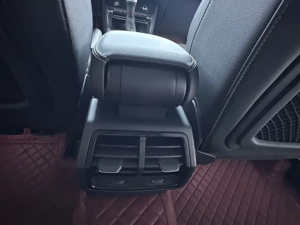 Audi Q3 — миниатюра 11
