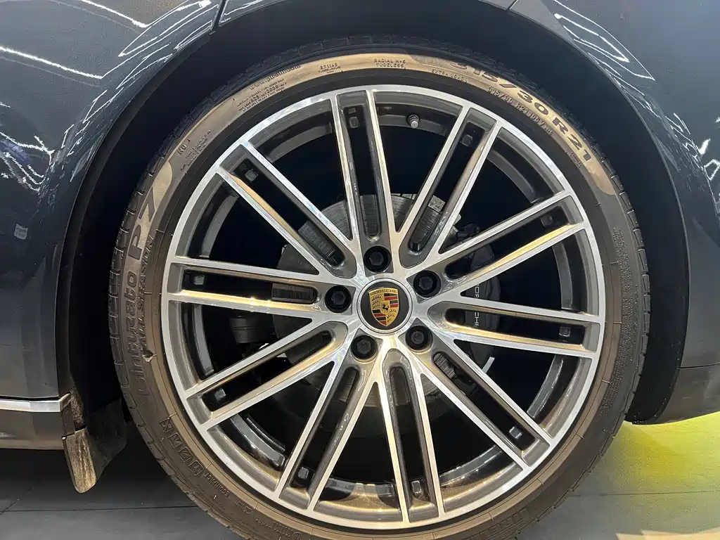 Porsche Panamera — миниатюра 17