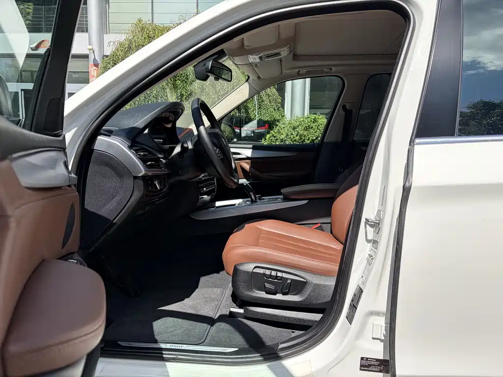 BMW X5 (Import) — миниатюра 8