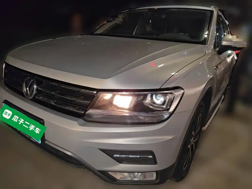 Volkswagen Tiguan L